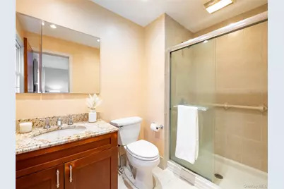 427 Ryder Road, Manhasset, NY 11030 - Photo 15