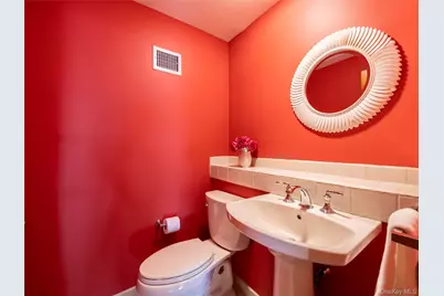 427 Ryder Road, Manhasset, NY 11030 - Photo 13