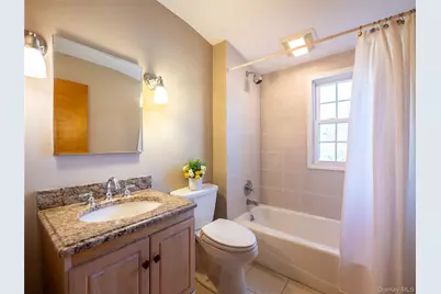 427 Ryder Road, Manhasset, NY 11030 - Photo 21