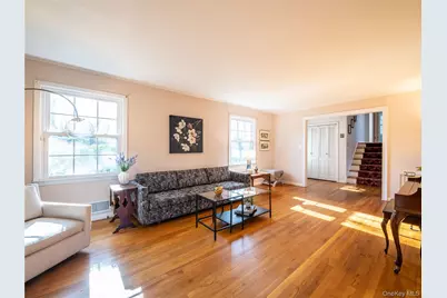 427 Ryder Road, Manhasset, NY 11030 - Photo 5