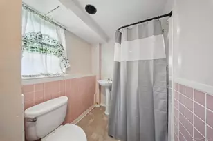 109 Long Ln, Bloomingburg, NY 12721 - Photo 17