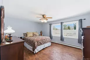 1039 Sipp Ave, Medford, NY 11763 - Photo 31