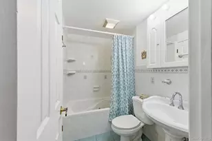 1039 Sipp Ave, Medford, NY 11763 - Photo 29