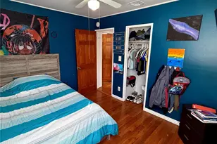 71 Hunter Ln, Centereach, NY 11720 - Photo 9