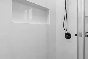 53 Elizabeth Dr, Bethpage, NY 11714 - Photo 17