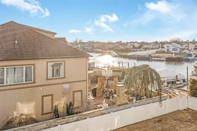 120 Neptune Place, Massapequa, NY 11758 - Photo 33