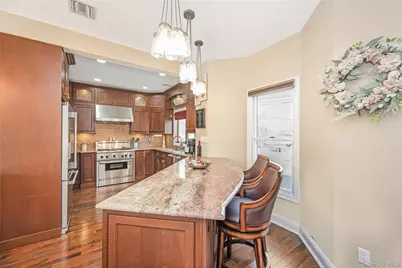 120 Neptune Place, Massapequa, NY 11758 - Photo 13