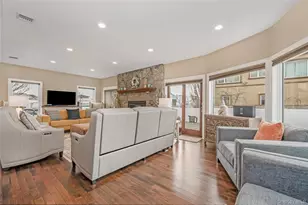 120 Neptune Pl, Massapequa, NY 11758 - Photo 9