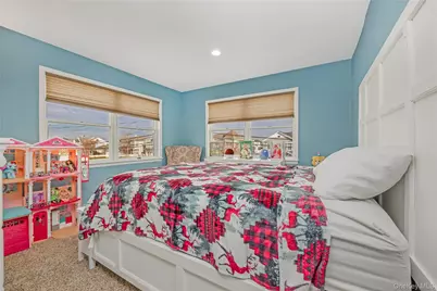 120 Neptune Place, Massapequa, NY 11758 - Photo 21