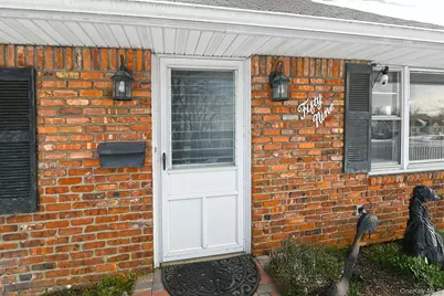 59 Stone Lane, Levittown, NY 11756 - Photo 3