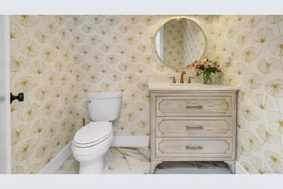 99 Beach Road, Westhampton Beach, NY 11978 - Photo 27