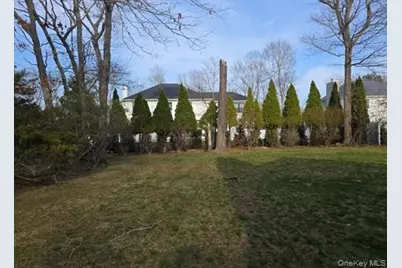 1A Jackson Avenue #A, Hampton Bays, NY 11946 - Photo 5