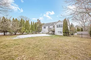 1A Jackson Ave, Hampton Bays, NY 11946 - Photo 7