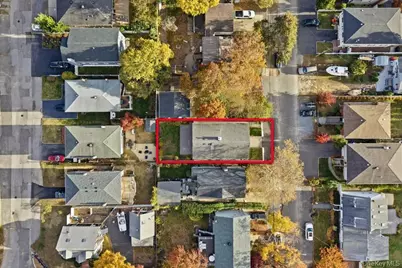 11 7th Street, Bayville, NY 11709 - Photo 3