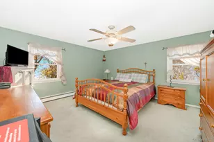 265 S 4th St, Lindenhurst, NY 11757 - Photo 9