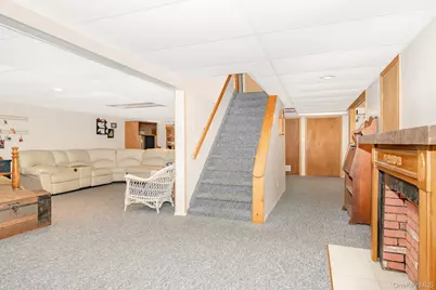 265 S 4th Street, Lindenhurst, NY 11757 - Photo 21