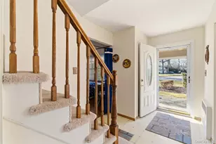 24 Birchwood Dr, Great River, NY 11739 - Photo 3