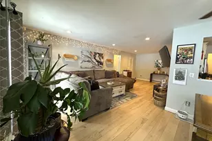 7 Loudon Dr, Fishkill, NY 12524 - Photo 7