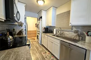 7 Loudon Dr, Fishkill, NY 12524 - Photo 5