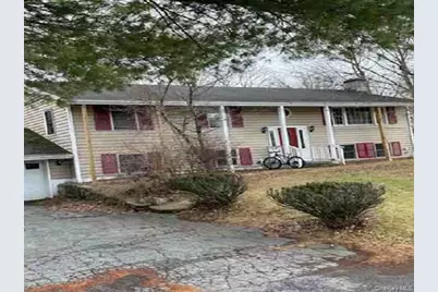 34 Brookland Farms Road, Poughkeepsie, NY 12601 - Photo 1