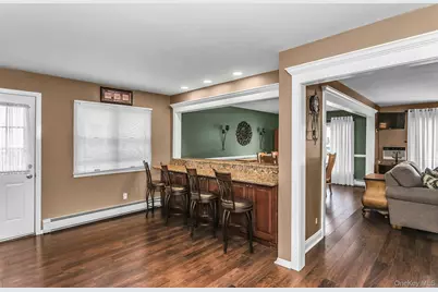 9 Blanche Street Street, Plainview, NY 11803 - Photo 7