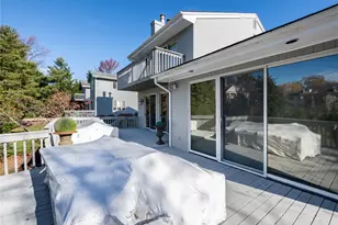 2 Bonnie Lynn Ct, Roslyn, NY 11576 - Photo 33