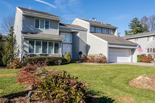 2 Bonnie Lynn Ct, Roslyn, NY 11576 - Photo 35