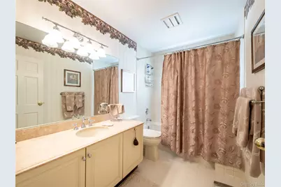 2 Bonnie Lynn Court, Roslyn, NY 11576 - Photo 19