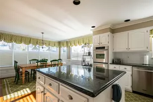 2 Bonnie Lynn Ct, Roslyn, NY 11576 - Photo 25