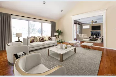 2 Bonnie Lynn Court, Roslyn, NY 11576 - Photo 3