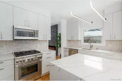 17 Maple Drive, Old Greenwich, CT 06870 - Photo 7