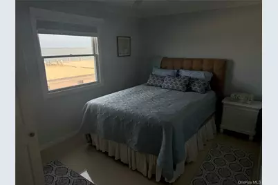 25 Shinnecock Road, East Quogue, NY 11942 - Photo 17