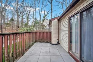 113 Birchwood Rd, Coram, NY 11727 - Photo 27