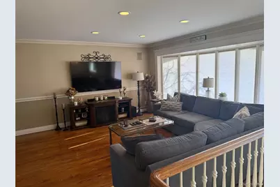 53 Page Drive, Hicksville, NY 11801 - Photo 3