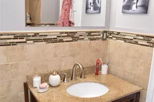 806 Waring Ave, Bronx, NY 10467 - Photo 15