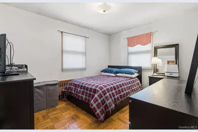 92 Apple Street, Brentwood, NY 11717 - Photo 11