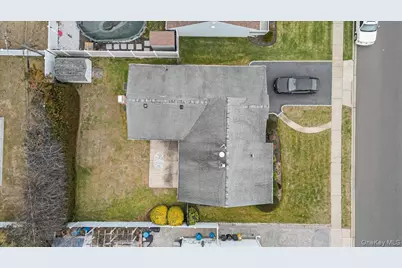 17 Wilson Lane, Bethpage, NY 11714 - Photo 5