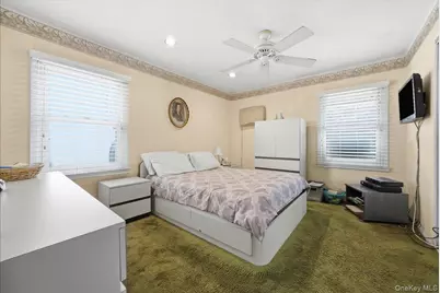 17 Wilson Lane, Bethpage, NY 11714 - Photo 19