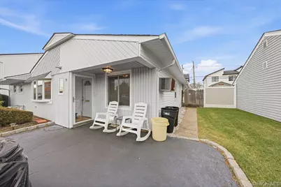 17 Wilson Lane, Bethpage, NY 11714 - Photo 3