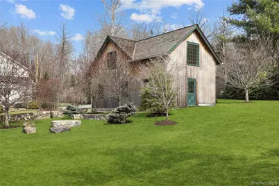 100 Seminary Road, Bedford, NY 10506 - Photo 7