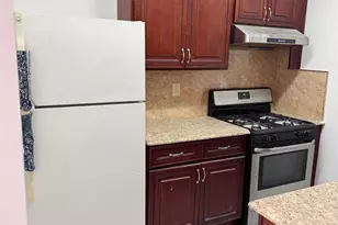 87-62 Little Neck Pkwy, Floral Park, NY 11001 - Photo 3