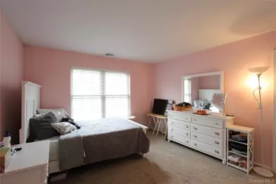 275 Railroad Avenue, Center Moriches, NY 11934 - Photo 15