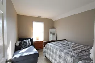 275 Railroad Ave, Center Moriches, NY 11934 - Photo 17