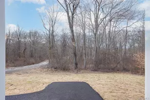 248 Bull Rd, Washingtonville, NY 10992 - Photo 9
