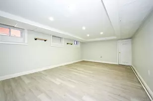 93-08 240th St, Bellerose, NY 11426 - Photo 17