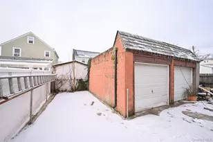 93-08 240th St, Bellerose, NY 11426 - Photo 19