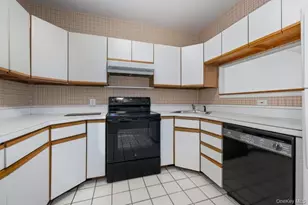 100 Daly Blvd, Oceanside, NY 11572 - Photo 5