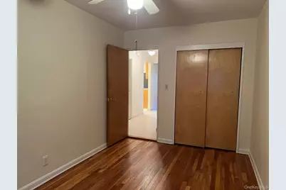 21-04 Hoyt Avenue S #2nd Floor, Astoria, NY 11102 - Photo 17