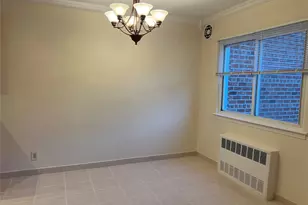 21-04 Hoyt Ave S, Astoria, NY 11102 - Photo 5