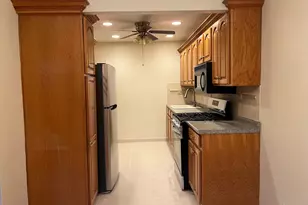 21-04 Hoyt Ave S, Astoria, NY 11102 - Photo 9